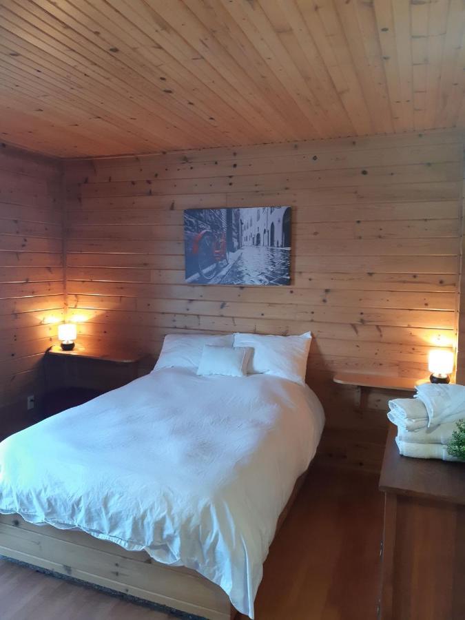 Auberge Ma Maison Sainte-Melanie Εξωτερικό φωτογραφία